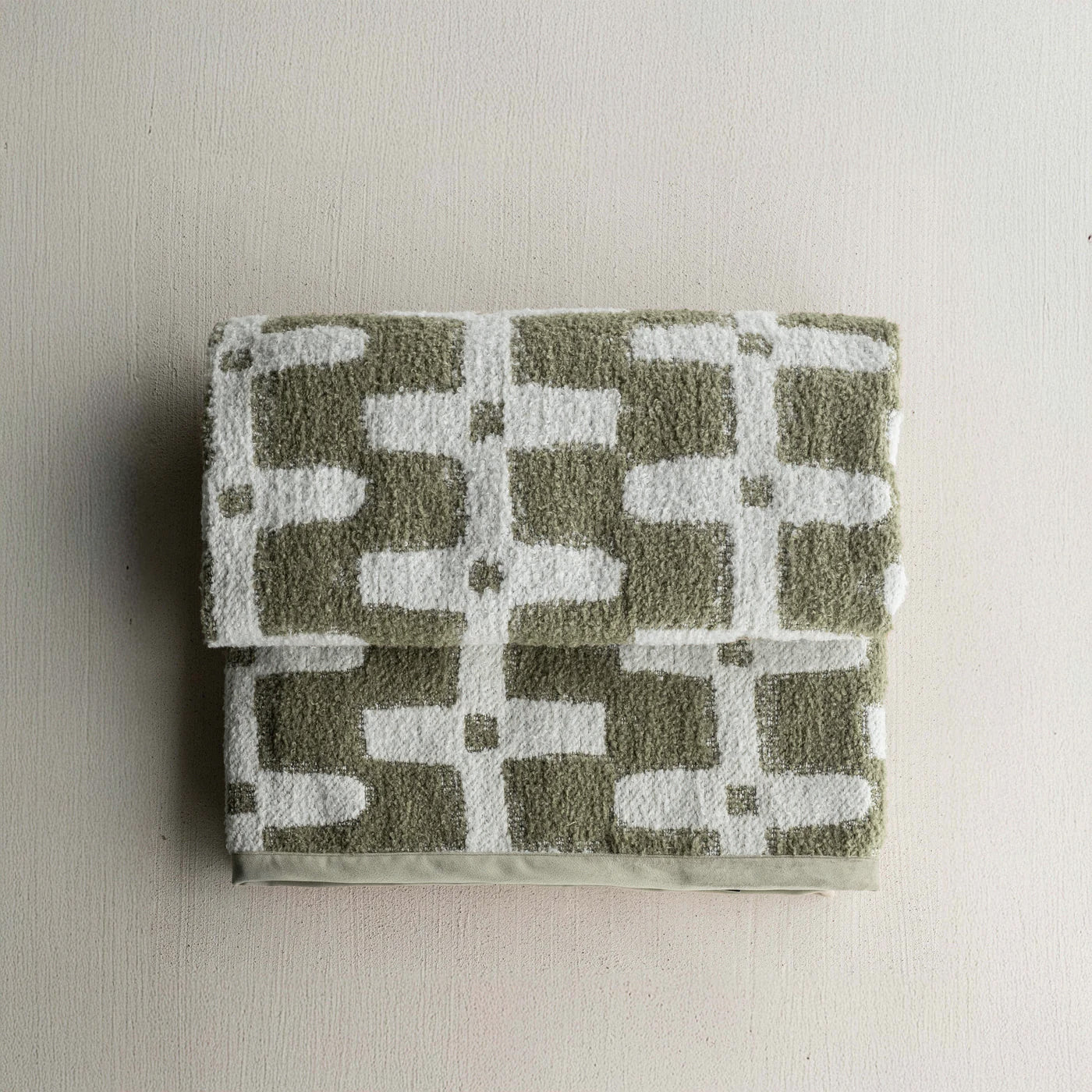 Olive Grove Geometric Throw Blanket - 205x154cm