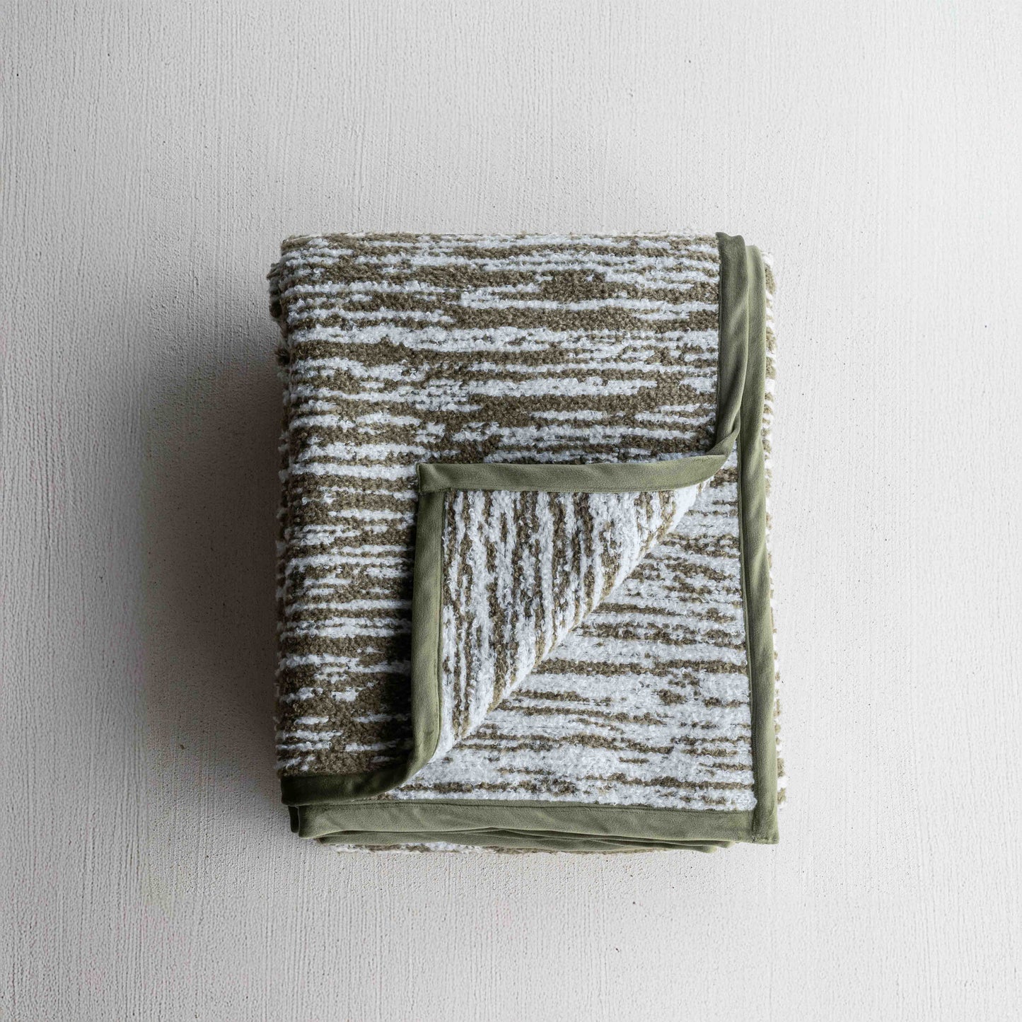 Folia Cozy Green Throw Blanket - 205x154cm